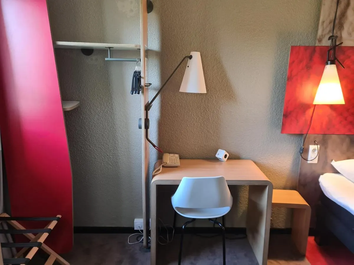 Ibis Montauban Hotel