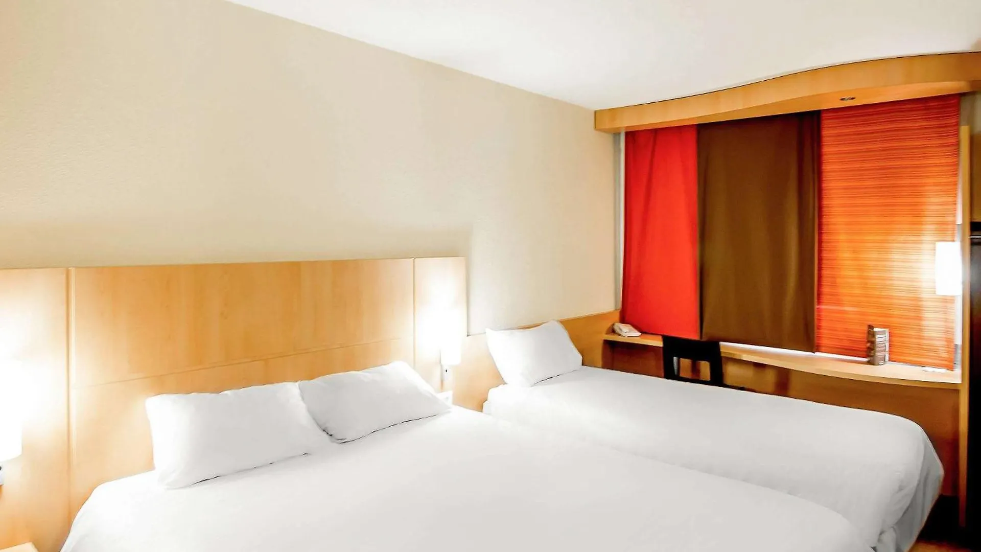 Hotel Ibis Montauban 3*,  France